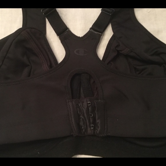 Champion Sports Bra New! - Picture 6 of 7